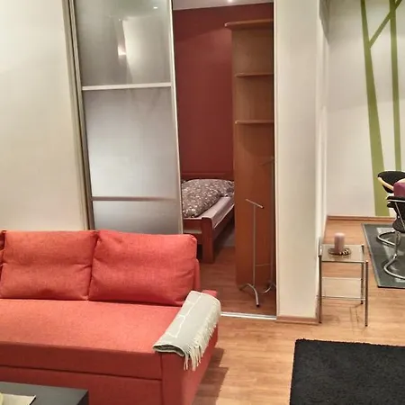 Tobi Bratislava